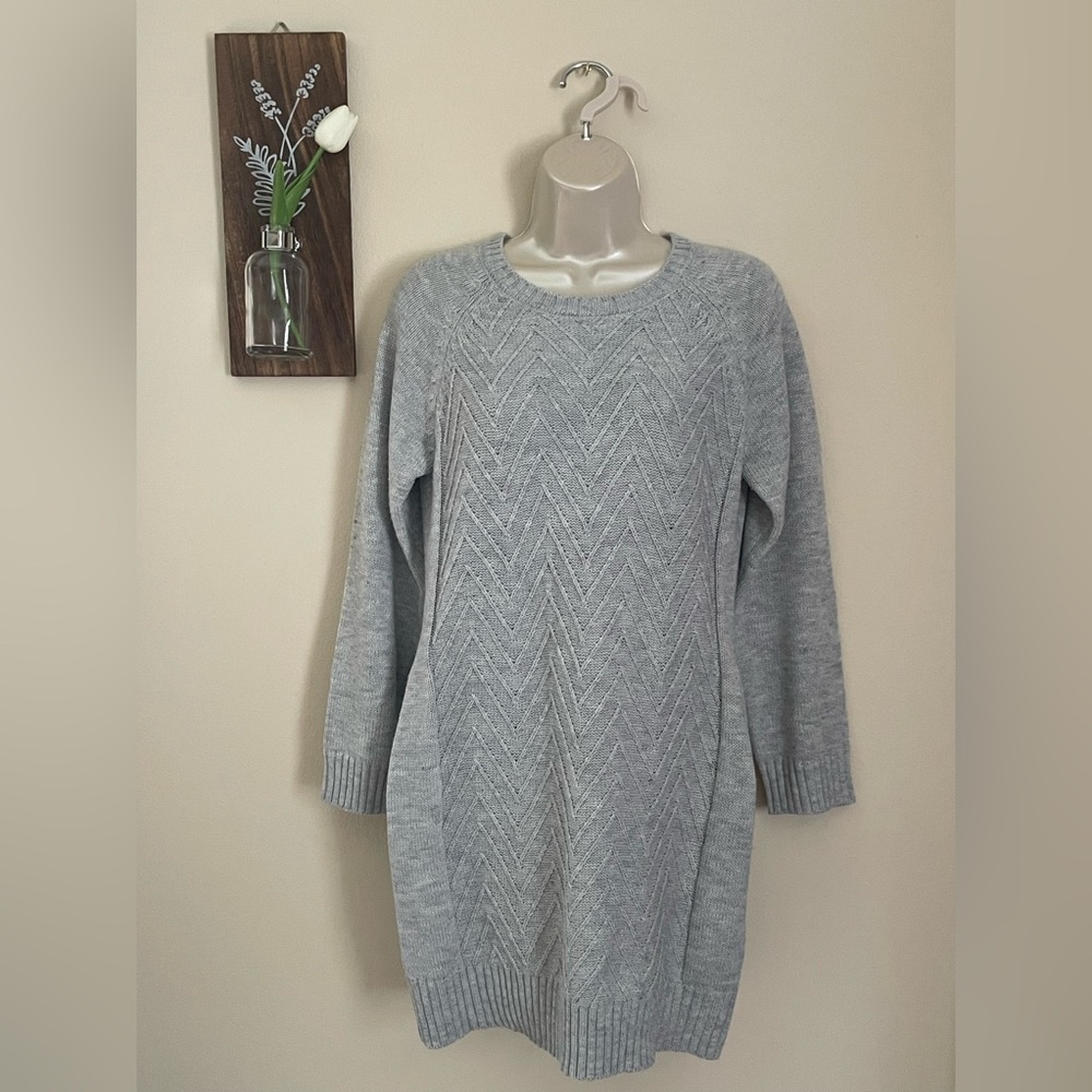 Jun & Ivy Long Sleeve M Sweater Dress